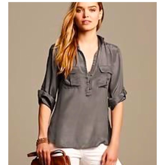 NWT BANANA REPUBLIC  Heritage Collection Silk Top - Picture 2 of 7